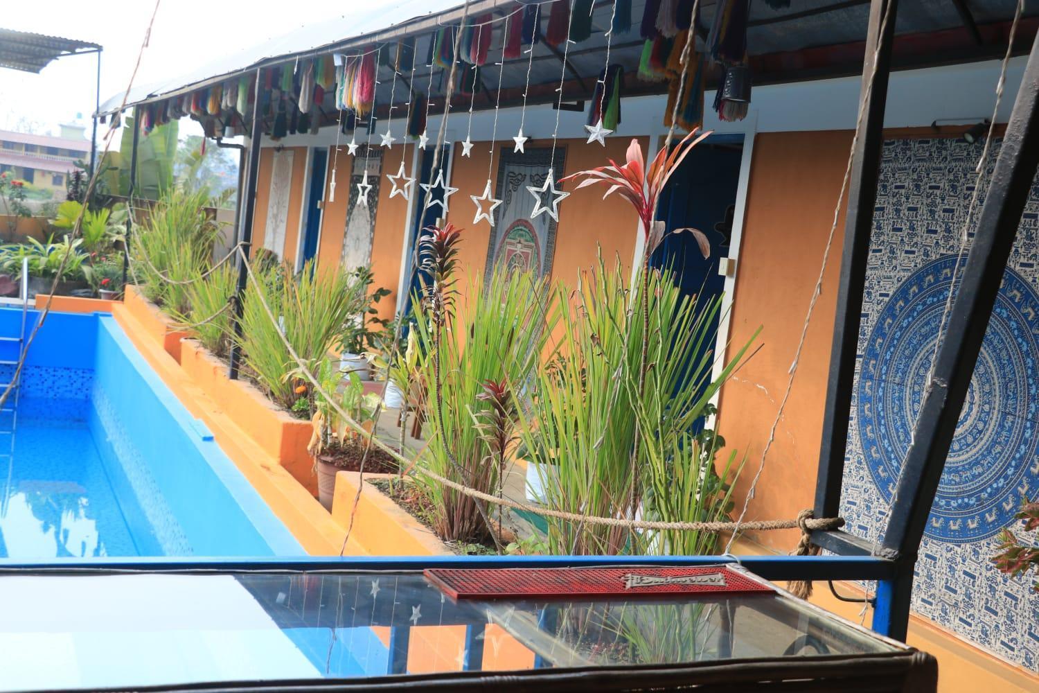 Hippies Colony - Travellers Home Sauraha Exterior foto